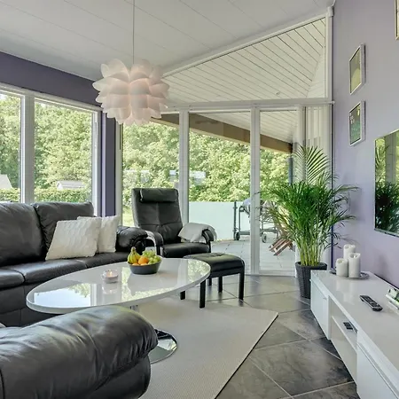 펜션 Helena - 250m From The Sea By Interhome *
