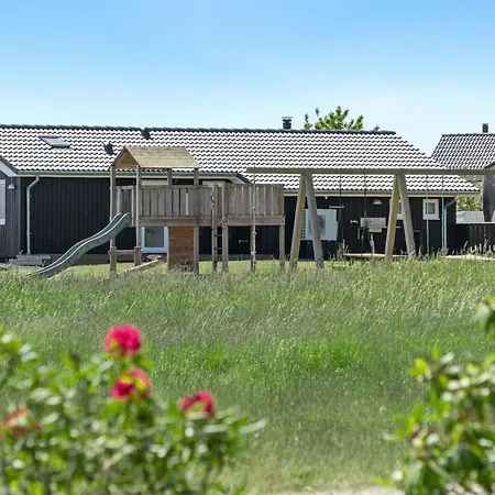 Helena - 250m From The Sea By Interhome Sarup