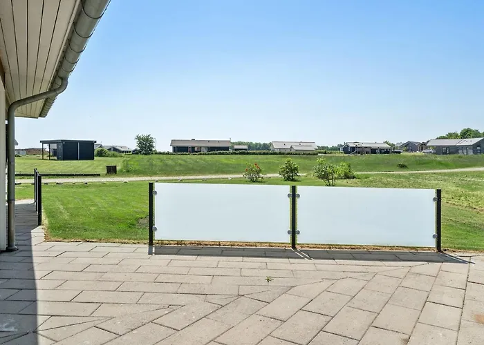 Helena - 250m From The Sea By Interhome Sarup