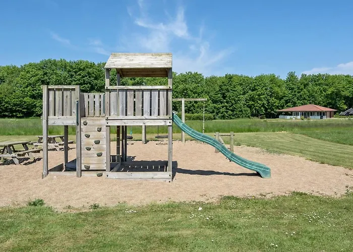 Helena - 250m From The Sea By Interhome *